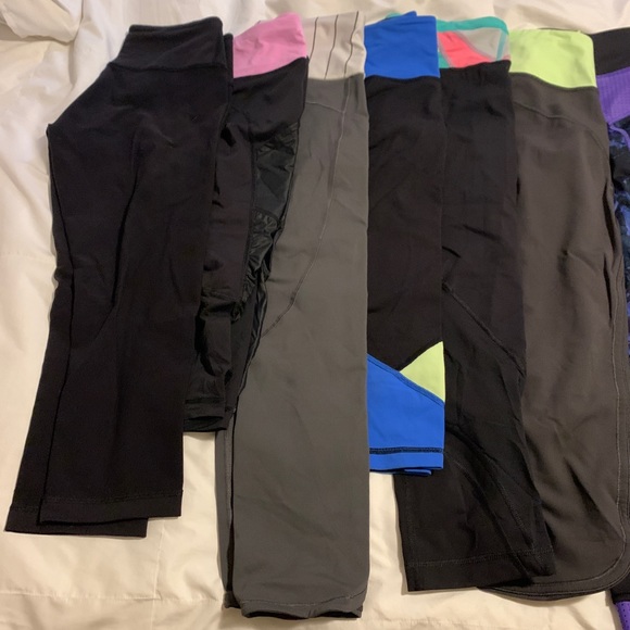 Lululemon leggings crop bundle 3 for 40$ - Picture 2 of 4